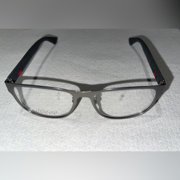 Gucci grey glasses - Picture 1 of 3